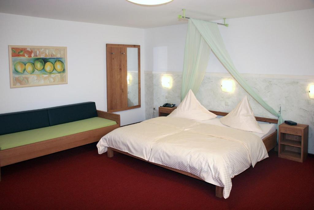 Hotel Flora Dormagen Eksteriør bilde