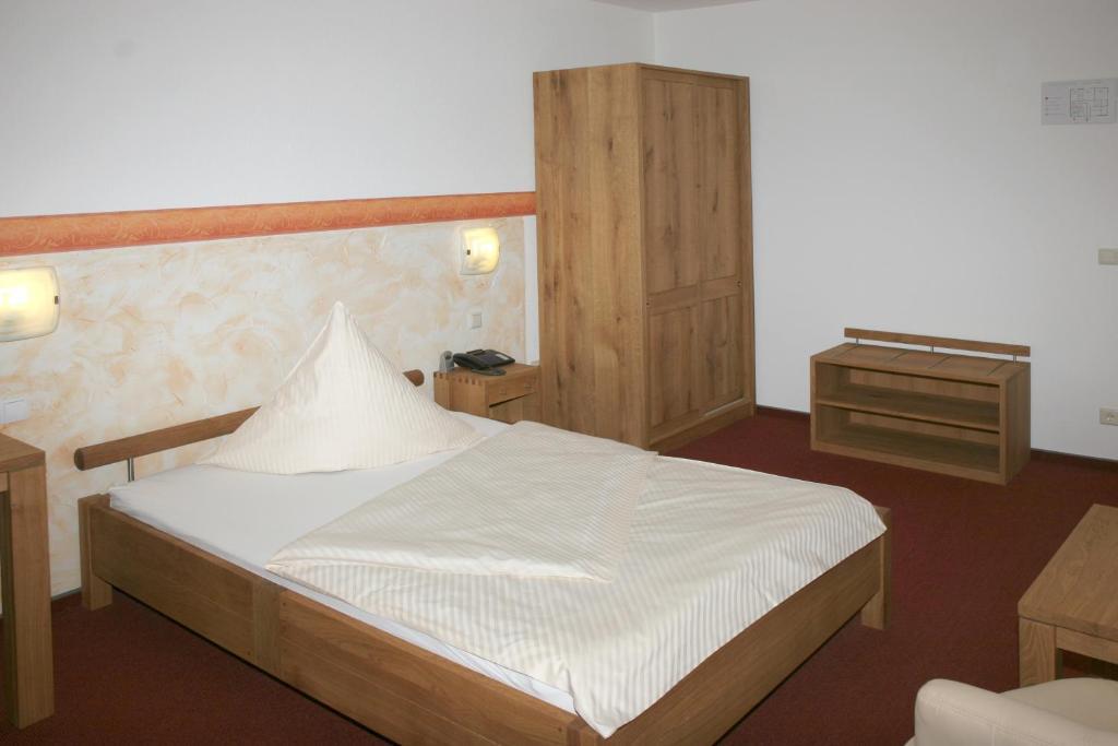 Hotel Flora Dormagen Eksteriør bilde