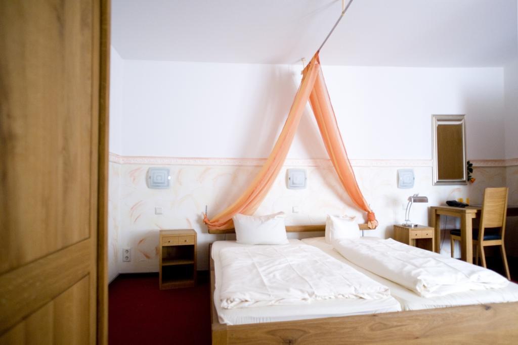 Hotel Flora Dormagen Rom bilde